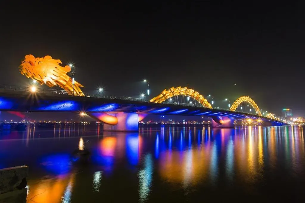 **  Xuan Hung Hotel Da Nang Vietnam