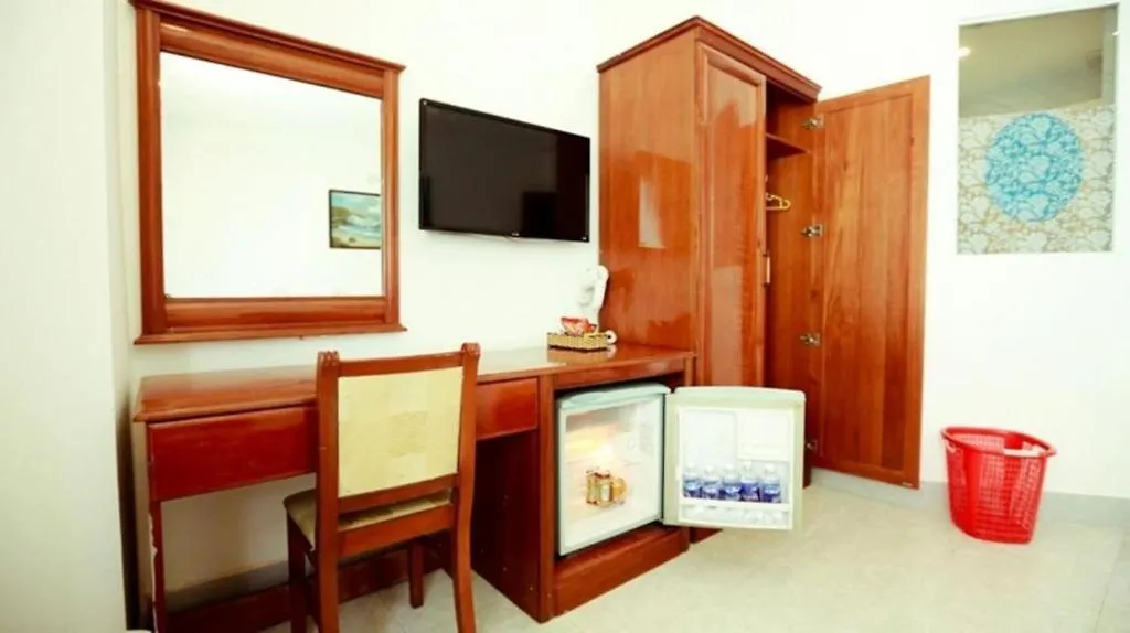 Xuan Hung Hotel Дананг