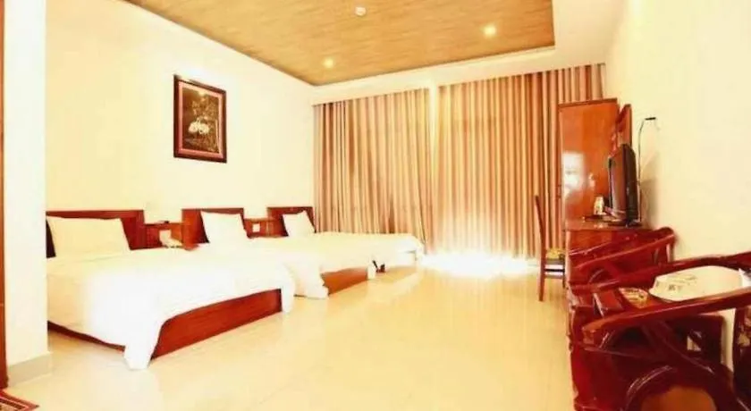 Xuan Hung Hotel Дананг