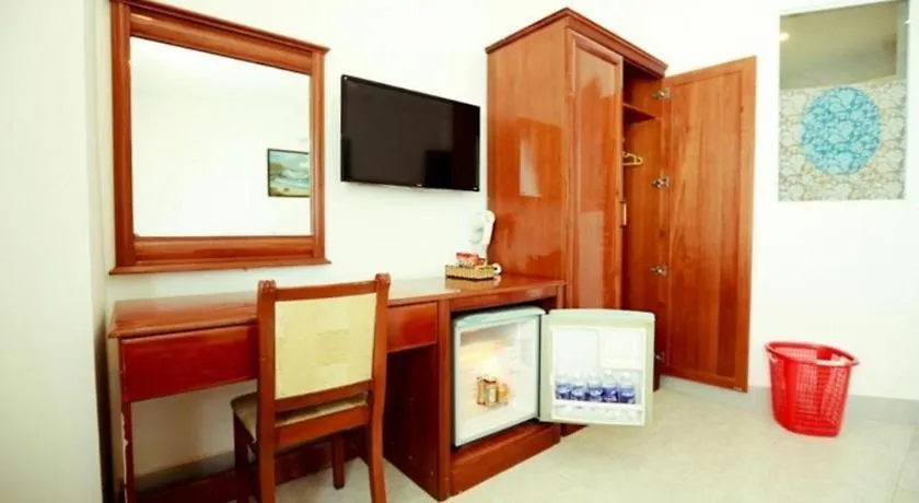 Xuan Hung Hotel Дананг