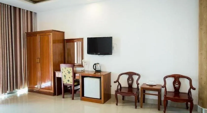 Xuan Hung Hotel Дананг 2*,
