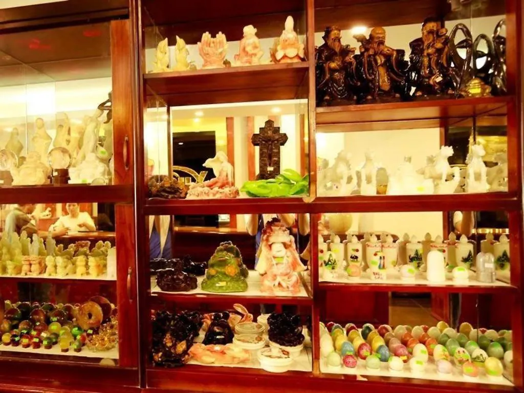 **  Xuan Hung Hotel Da Nang Vietnam