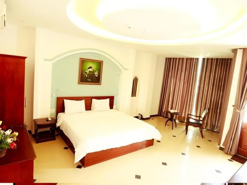 Xuan Hung Hotel Da Nang 2*,  Vietnam