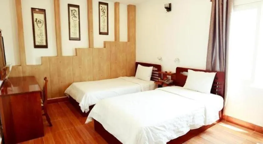 Xuan Hung Hotel Da Nang Vietnam