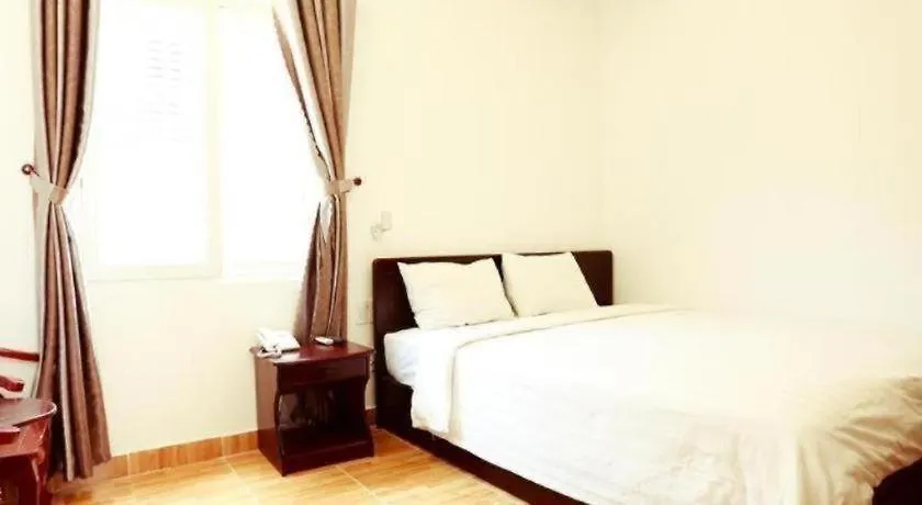 Xuan Hung Hotel Da Nang 2*,